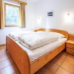 Dağ evi In Zillertal Near Slopes *