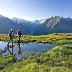In Zillertal Near Slopes Dağ evi *